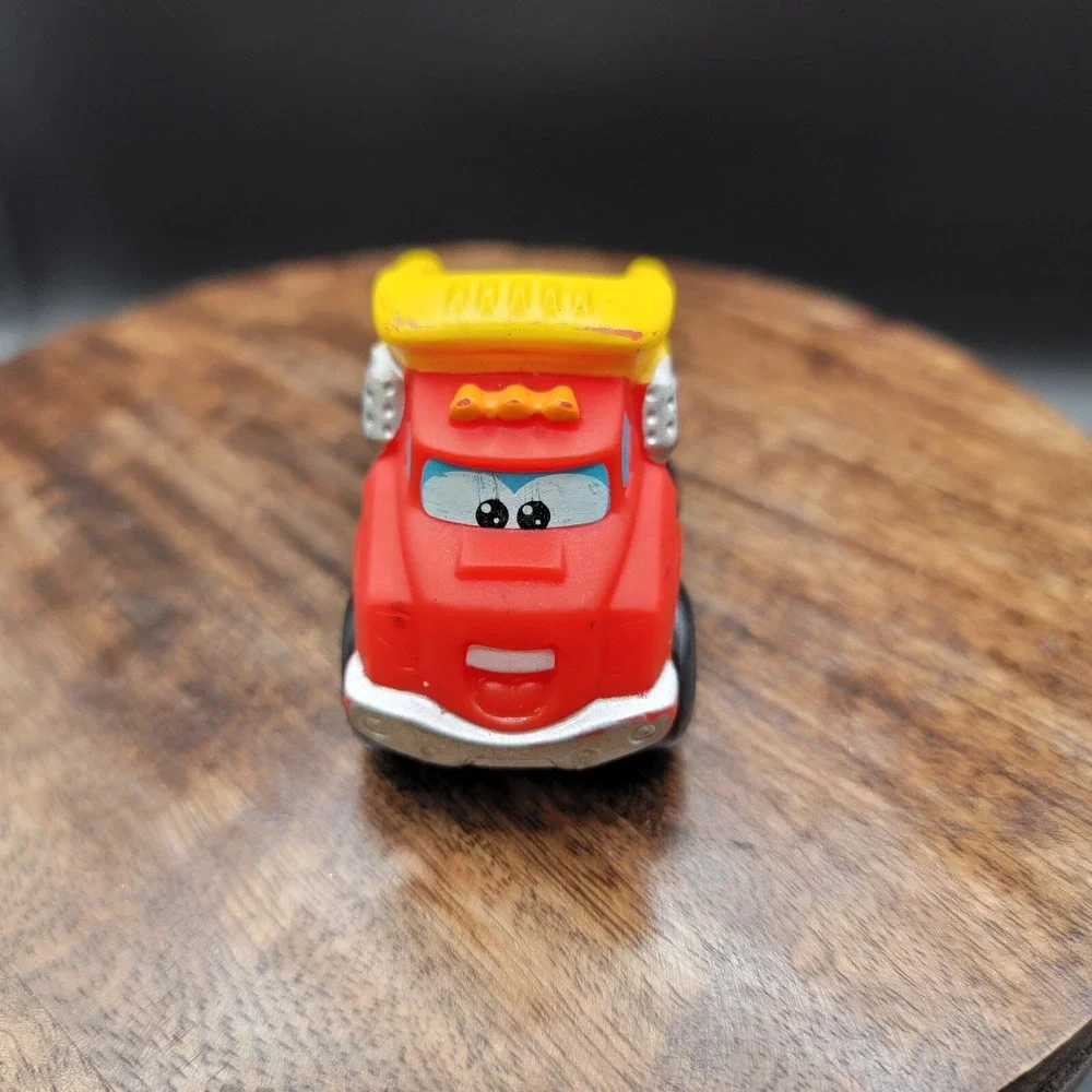2008 Hasbro Tonka Chuck & Friends Small Dump Truck